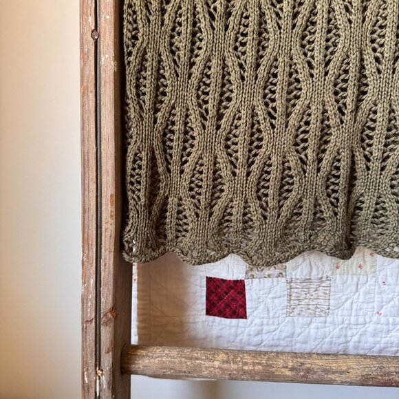 Reitmans Crewneck Crochet Tank Top - Picture 6 of 8